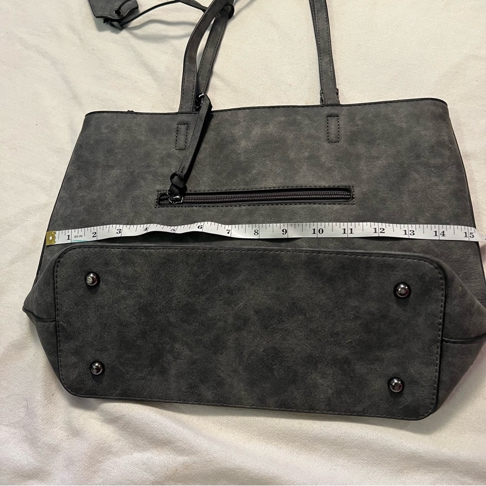 Women’s large hand bag/ tote. With medal X on the straps. - Picture 14 of 15